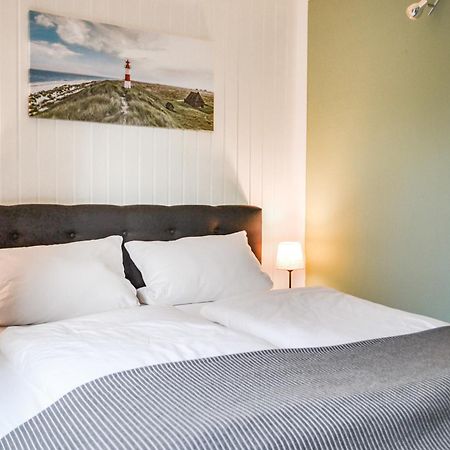 Ferienhaus Am Wasser Hinte エクステリア 写真